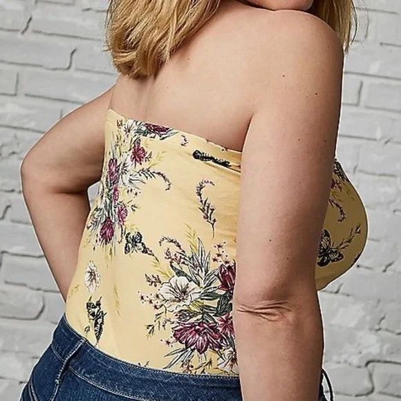 NWT Torrid Yellow & Butterfly Floral Sweetheart Foxy Tube Top Size 4 or 26 Plus - Picture 4 of 4